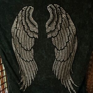 Angel wings T shirt